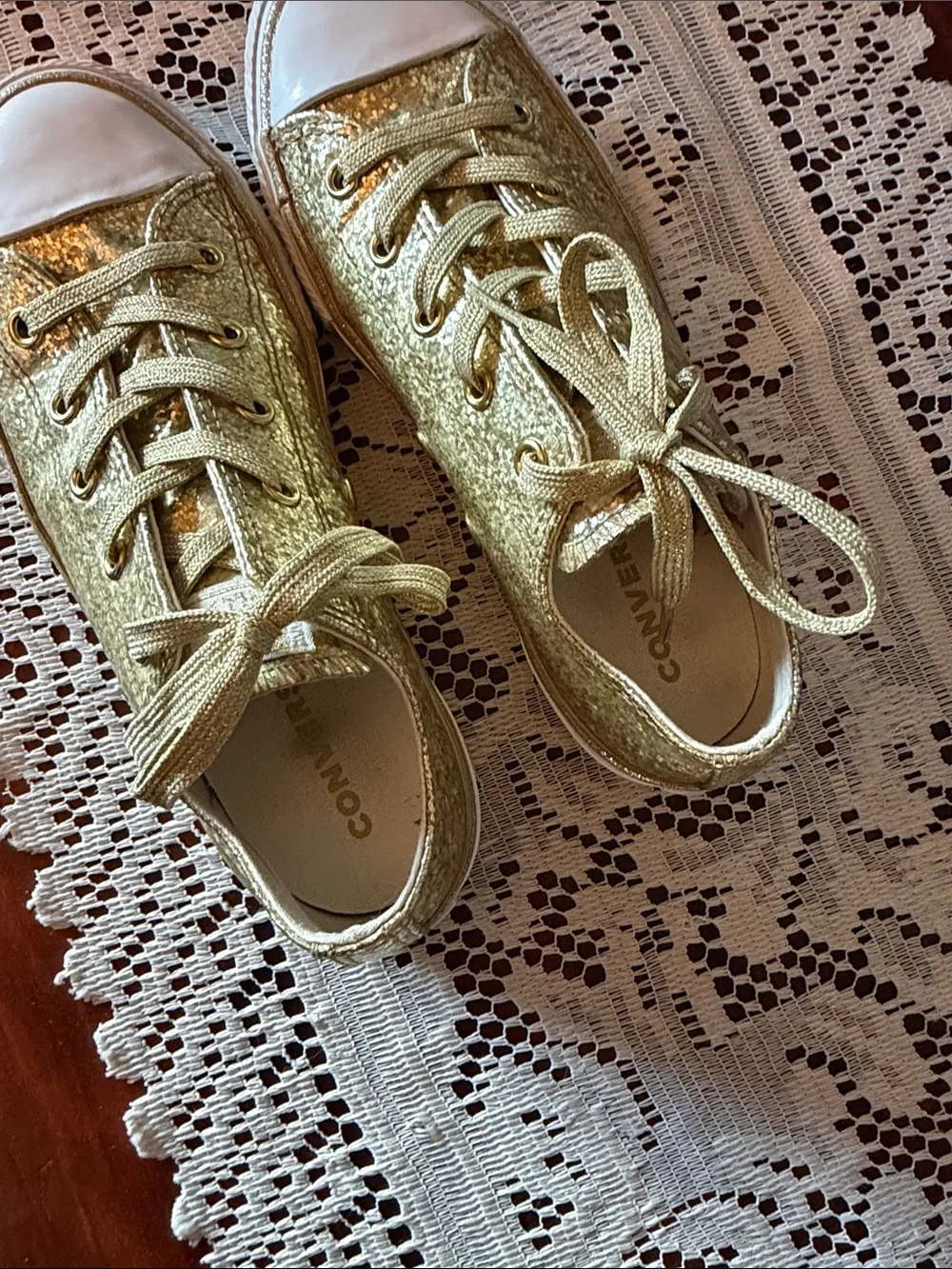 Converse sparkling gold